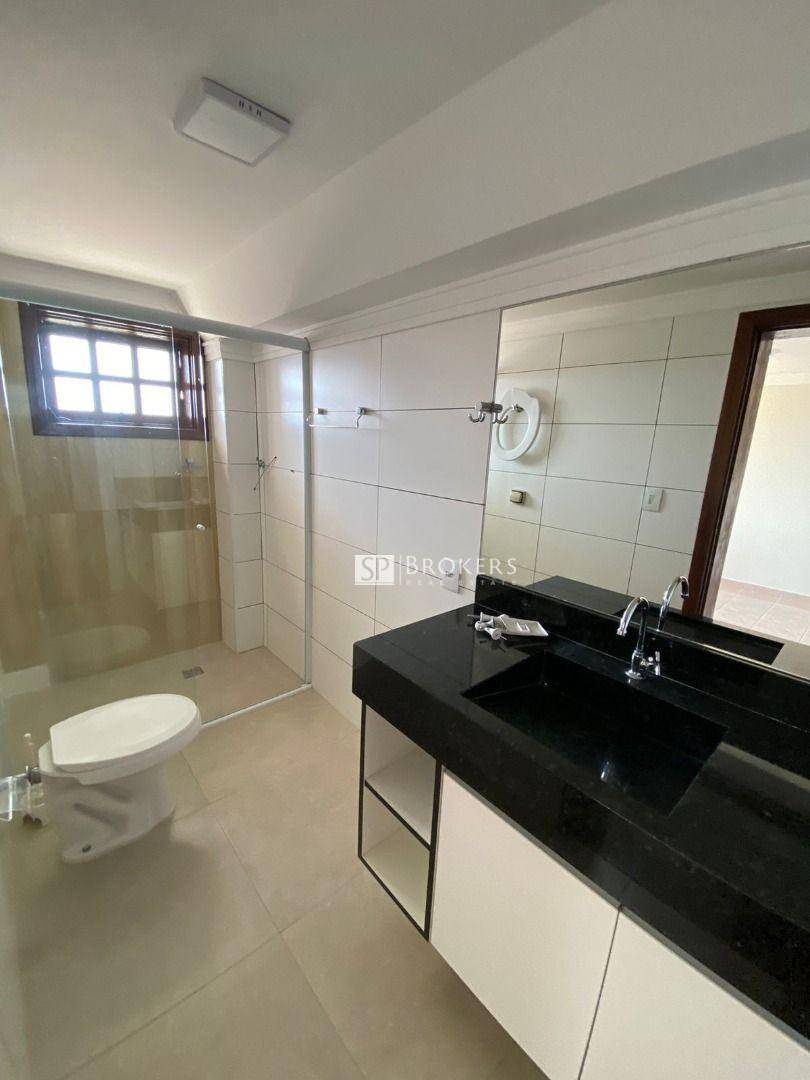 Casa para alugar com 4 quartos, 300m² - Foto 38