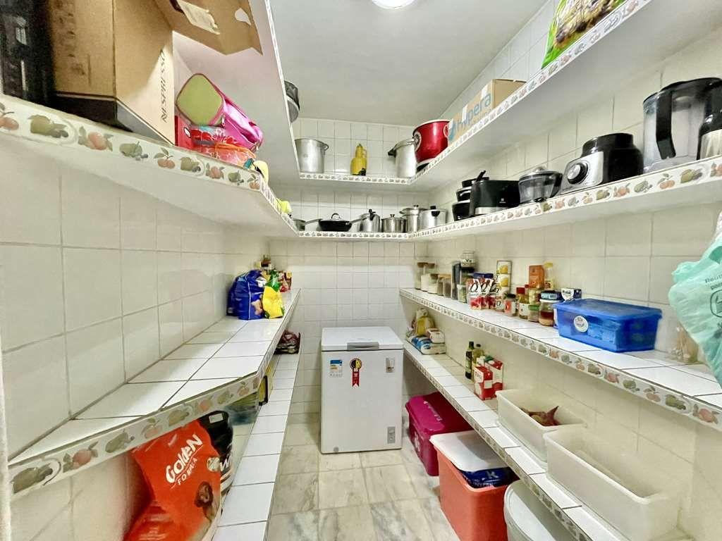 Casa à venda com 4 quartos, 428m² - Foto 23