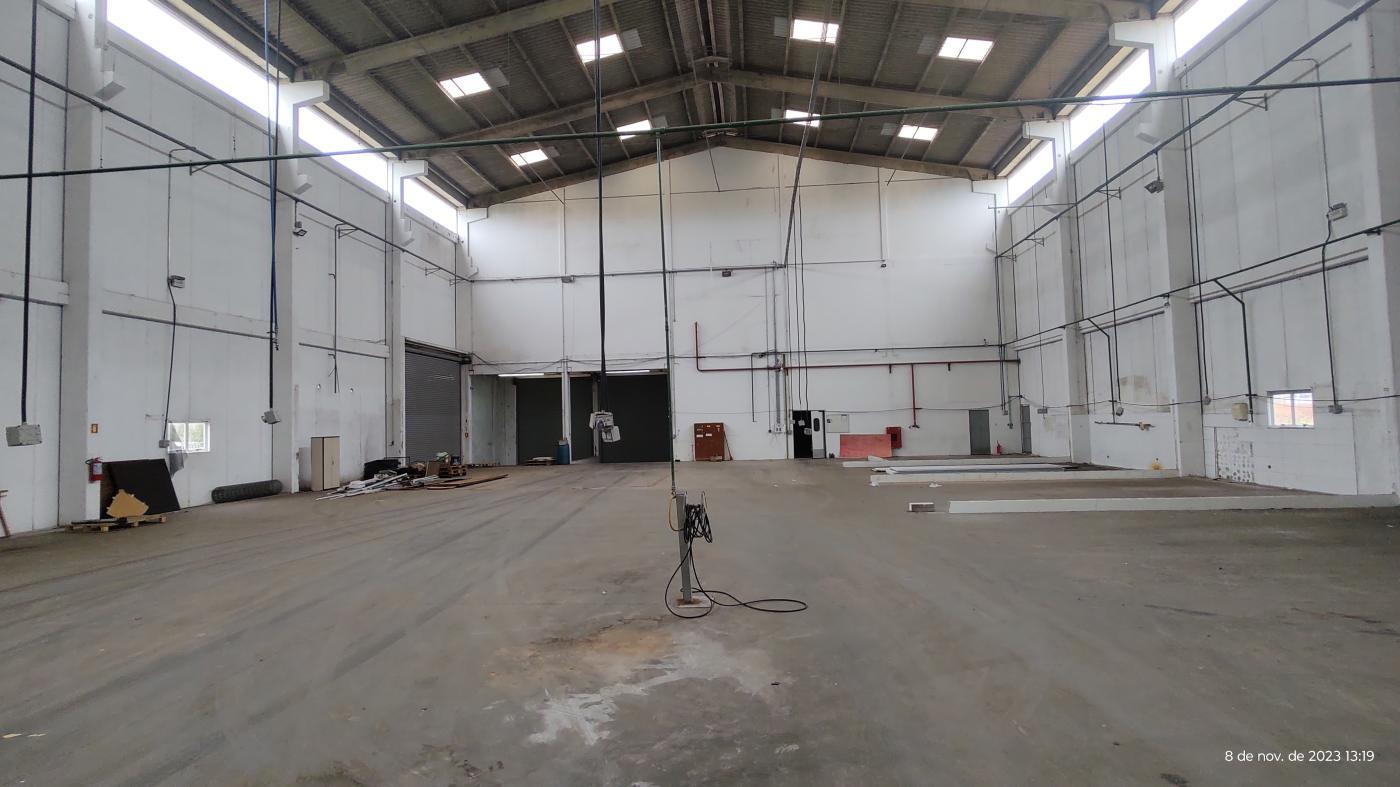 Depósito-Galpão-Armazém para alugar, 1650m² - Foto 9