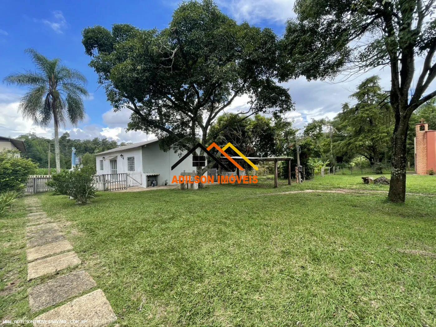 Sítio à venda com 2 quartos, 63936400m² - Foto 2
