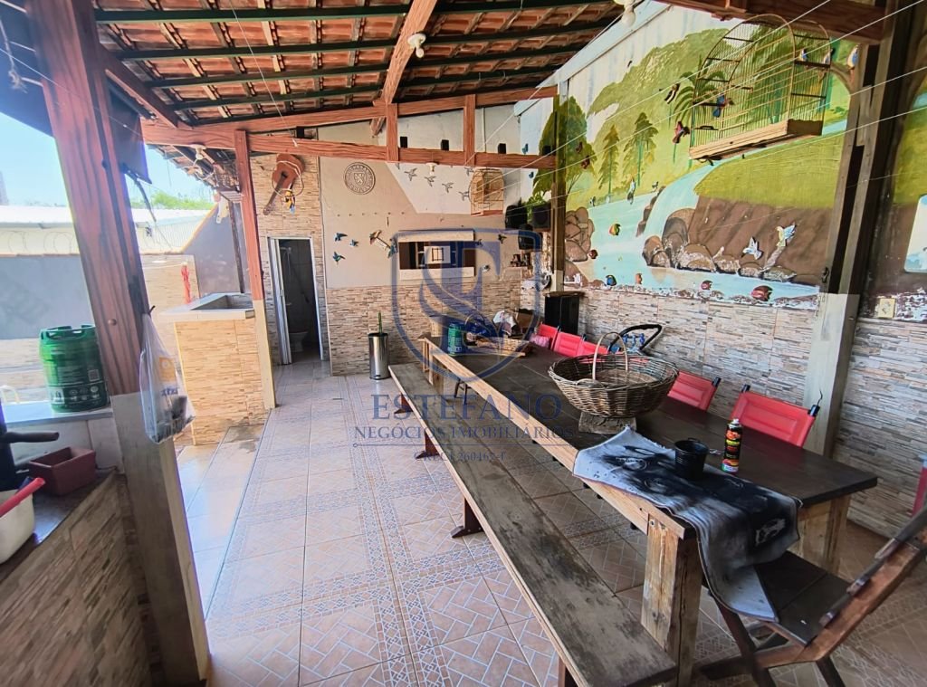 Casa à venda com 2 quartos, 360m² - Foto 42