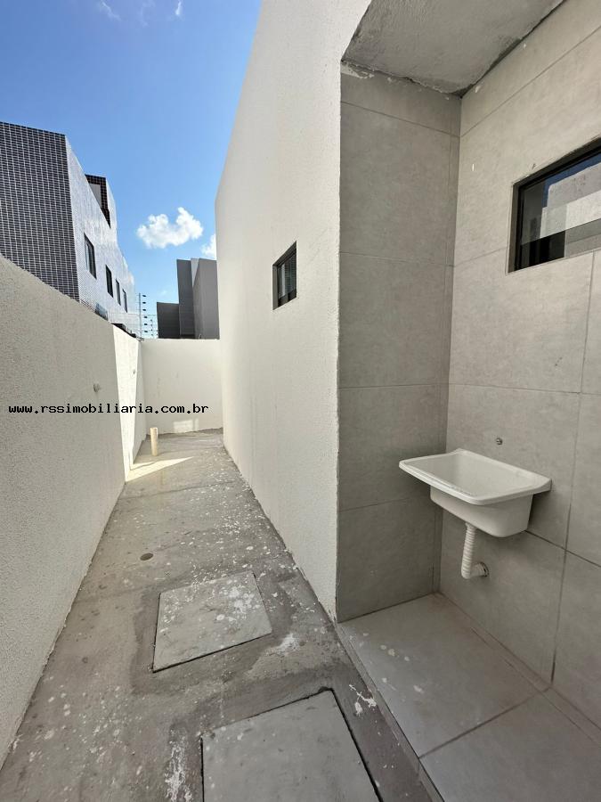 Casa à venda com 2 quartos, 56m² - Foto 10