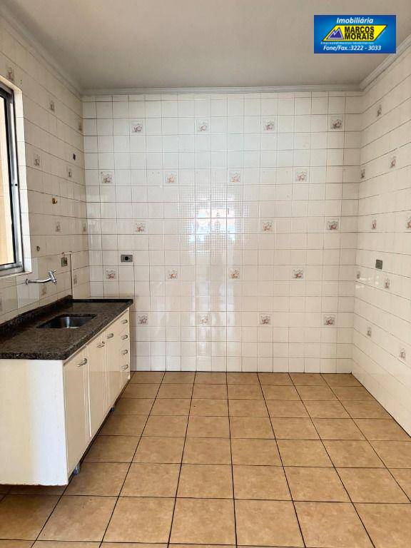 Apartamento à venda com 2 quartos, 76m² - Foto 6