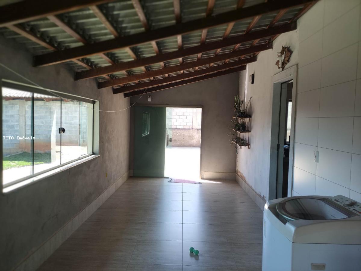 Sítio à venda com 3 quartos, 1500m² - Foto 13