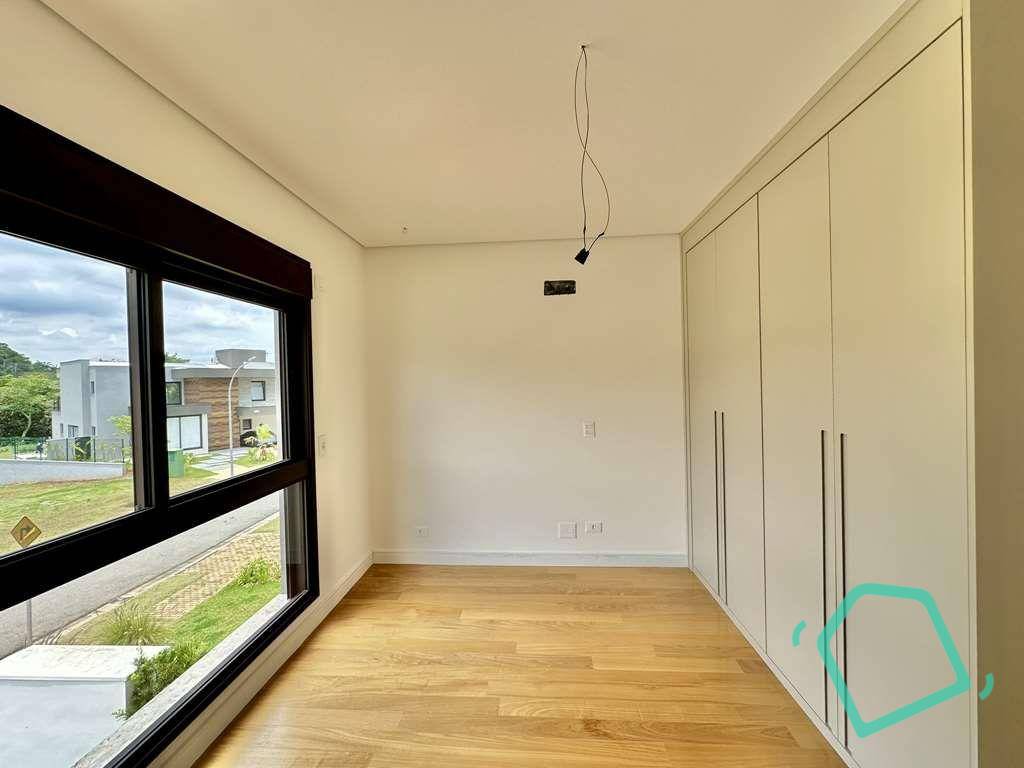 Casa de Condomínio à venda e aluguel com 4 quartos, 307m² - Foto 32