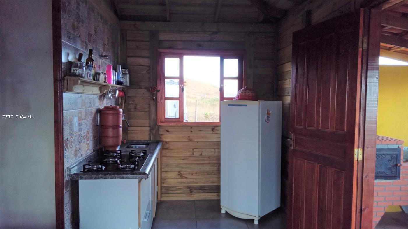 Chácara à venda com 2 quartos, 360m² - Foto 2