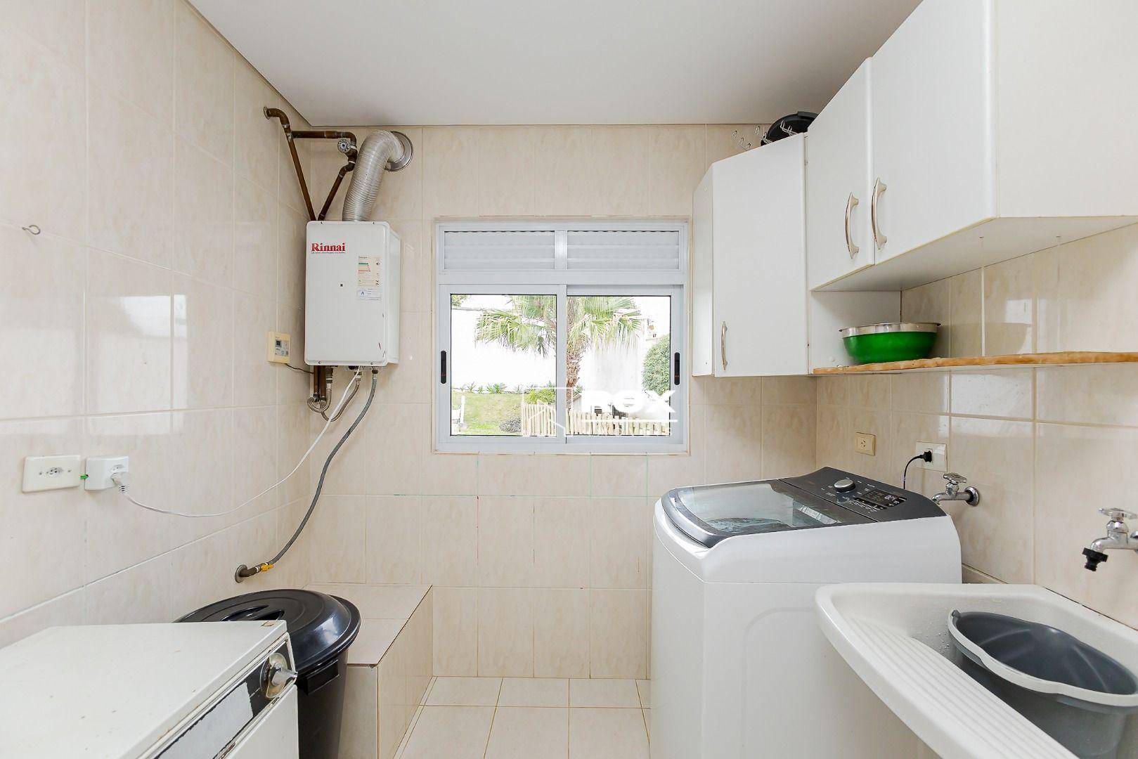 Casa de Condomínio para alugar com 3 quartos, 290m² - Foto 18