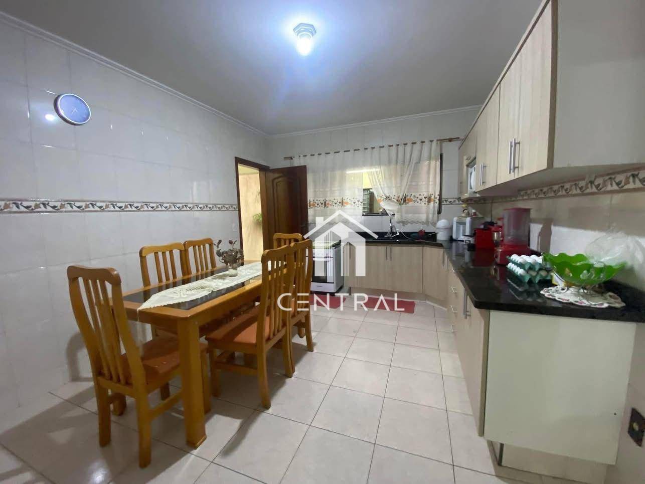 Sobrado à venda com 3 quartos, 184m² - Foto 7