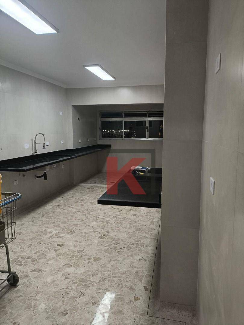 Apartamento à venda e aluguel com 3 quartos, 200m² - Foto 27