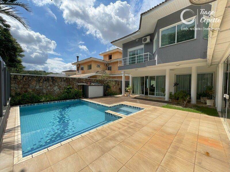 Casa de Condomínio à venda e aluguel com 3 quartos, 580m² - Foto 3