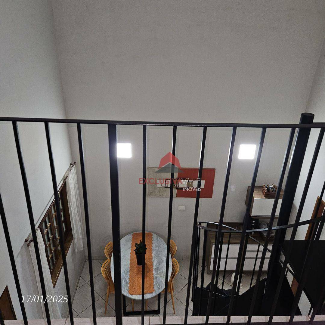 Casa à venda com 3 quartos, 120m² - Foto 13