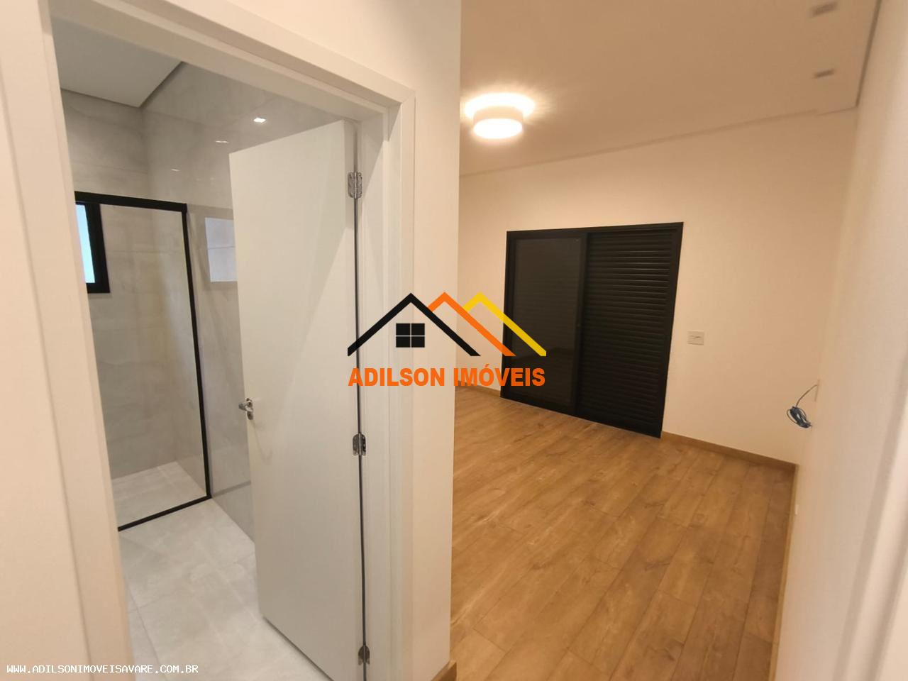 Casa à venda com 4 quartos, 286m² - Foto 15