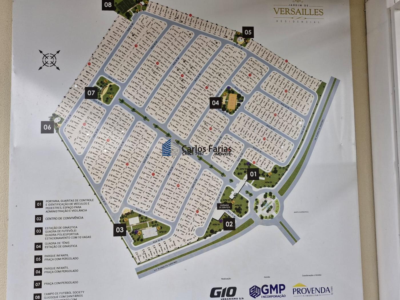 Casa de Condomínio à venda com 3 quartos, 200m² - Foto 2
