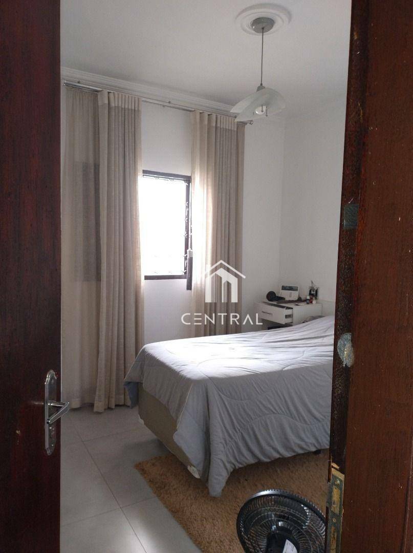 Sobrado à venda com 3 quartos, 238m² - Foto 16