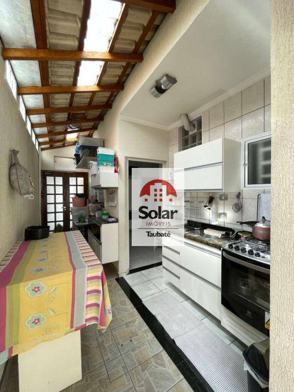Casa à venda com 2 quartos, 110m² - Foto 7