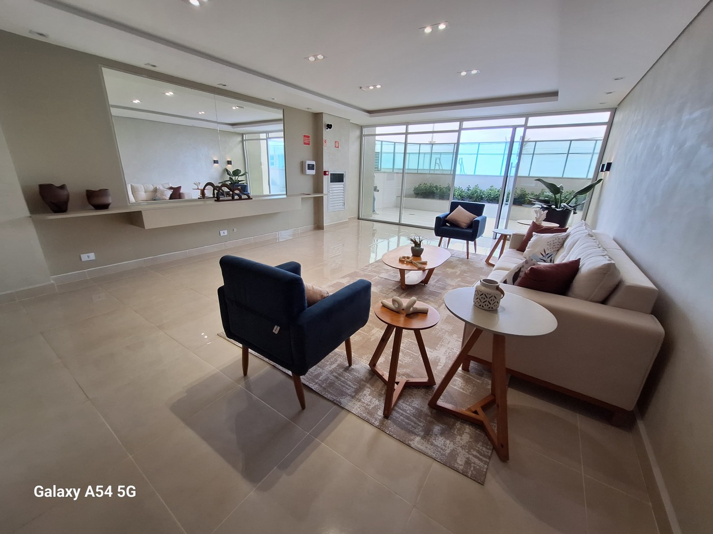Apartamento para alugar com 2 quartos, 72m² - Foto 23