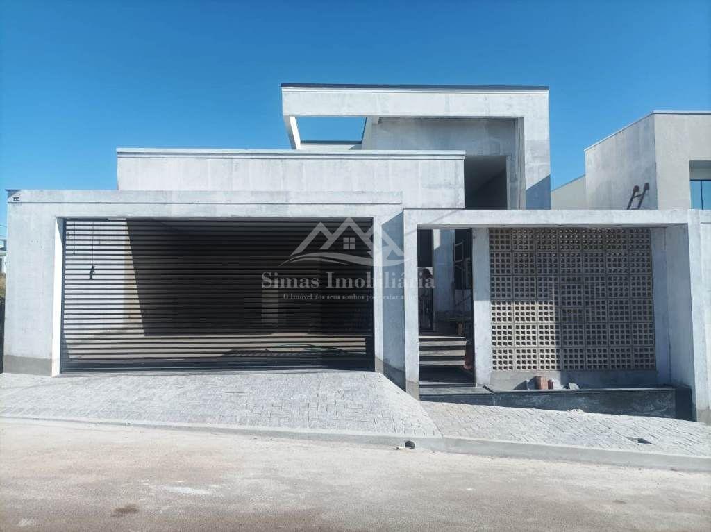 Casa à venda com 3 quartos, 360m² - Foto 1