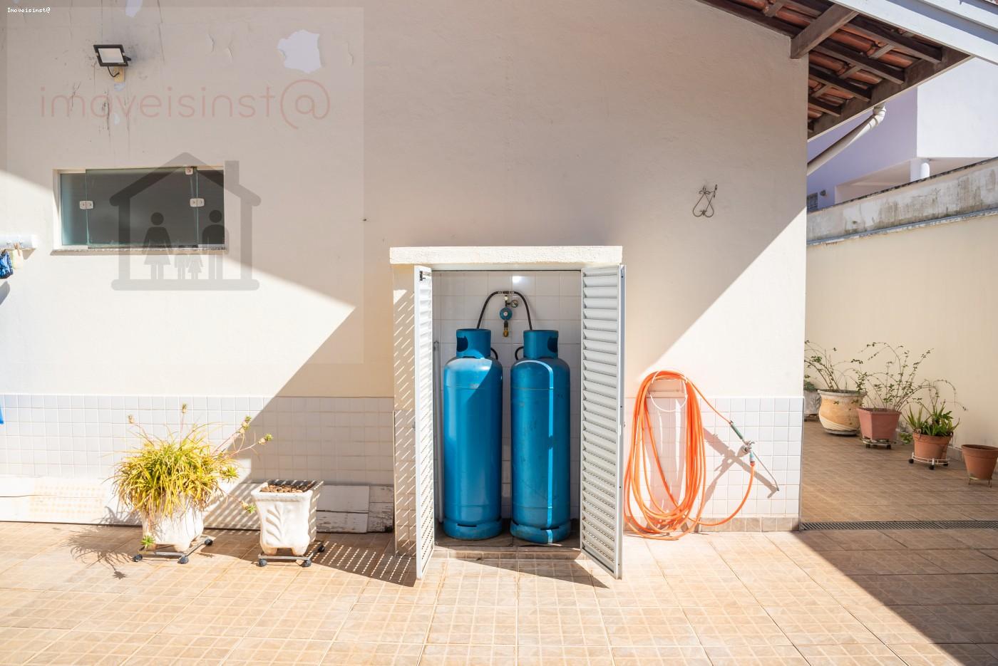 Casa de Condomínio à venda com 4 quartos, 298m² - Foto 26