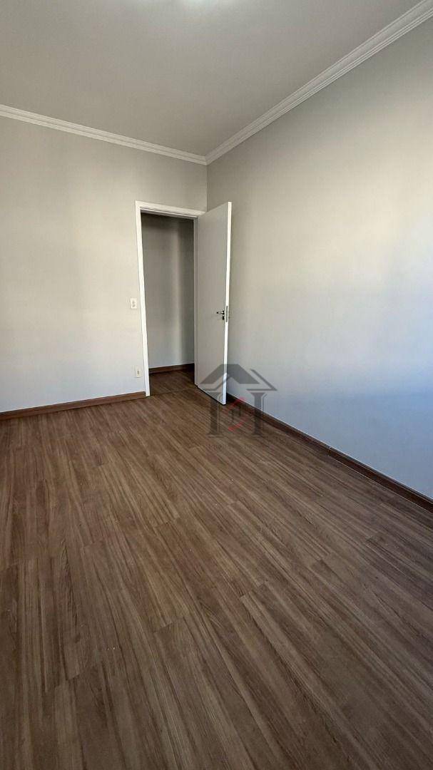 Apartamento para alugar com 2 quartos, 50m² - Foto 12