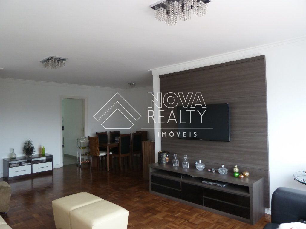Apartamento à venda com 3 quartos, 130m² - Foto 2