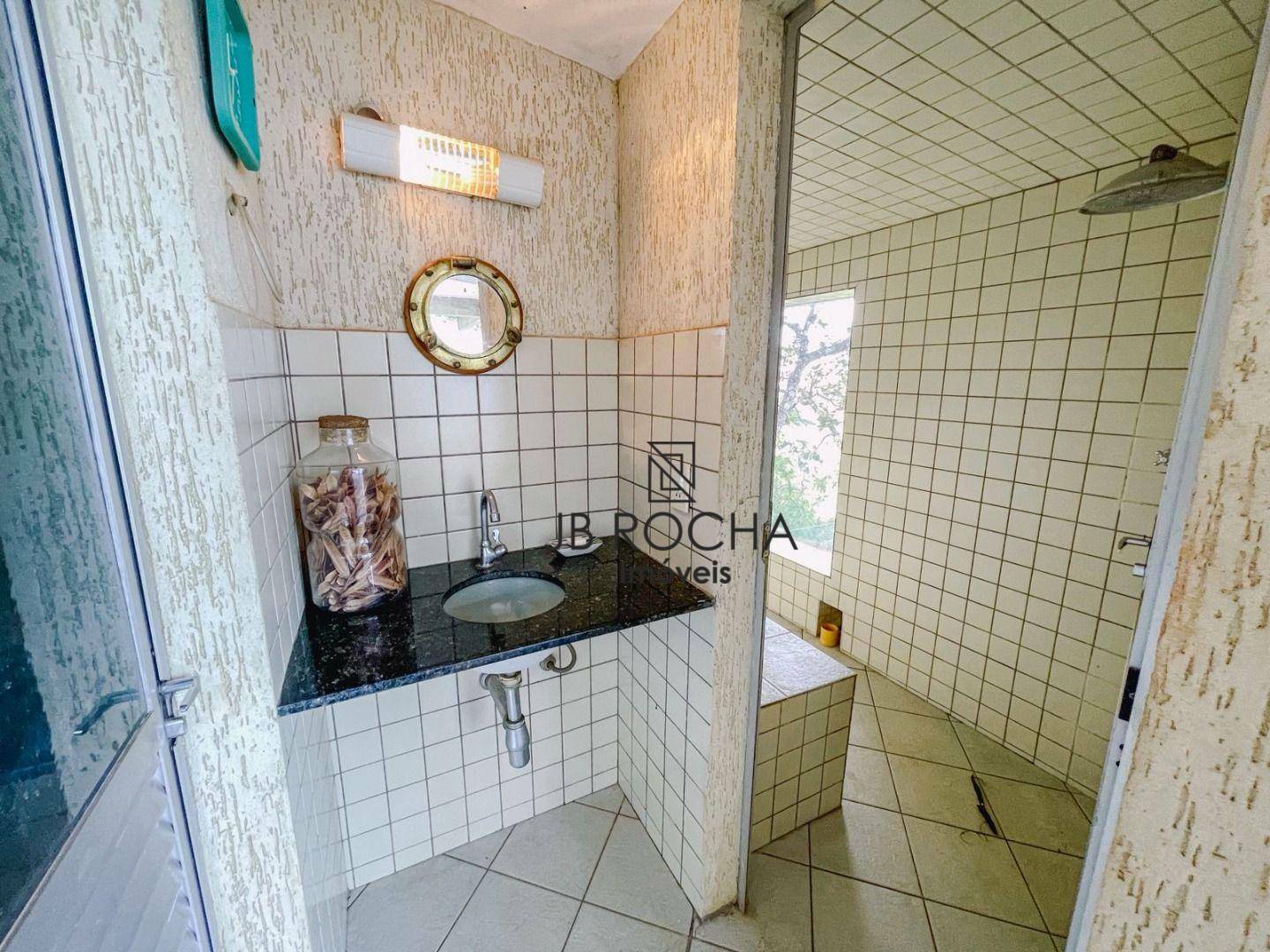 Casa de Condomínio para alugar com 3 quartos, 240m² - Foto 5