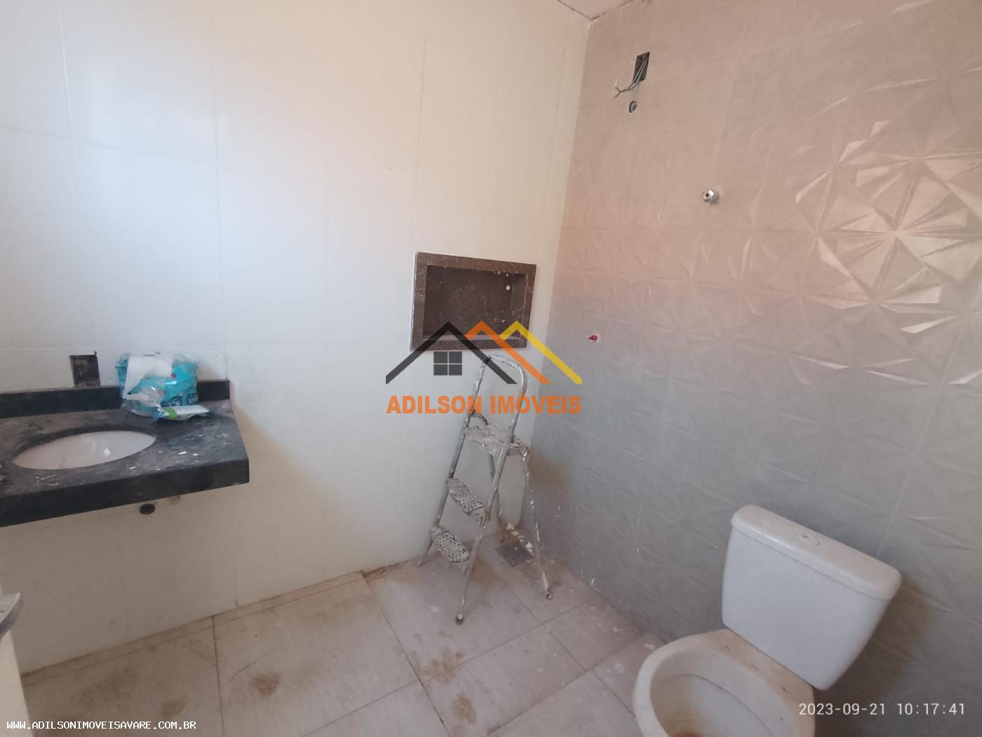 Casa à venda com 2 quartos, 47m² - Foto 7