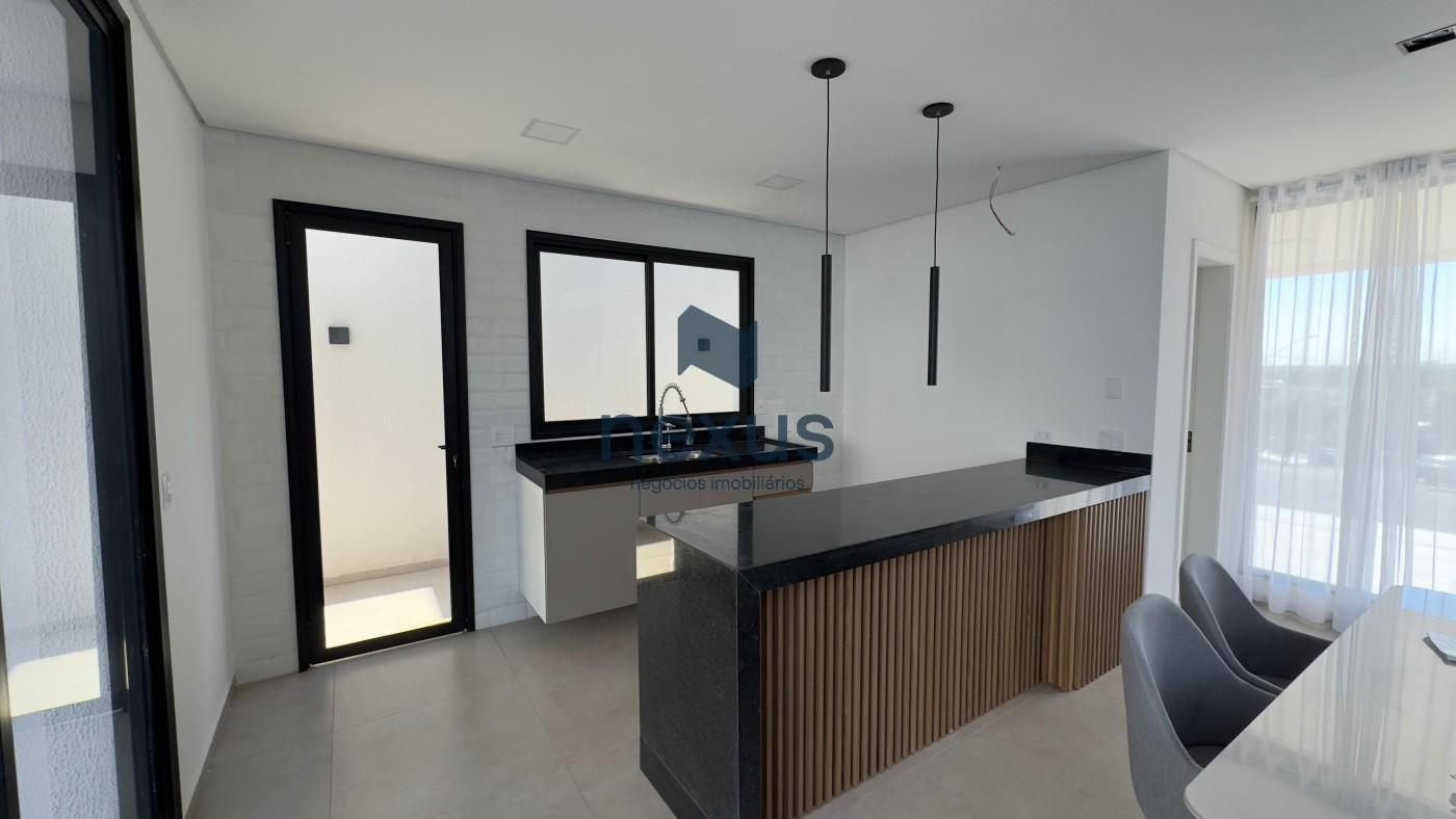 Casa à venda com 3 quartos, 250m² - Foto 3