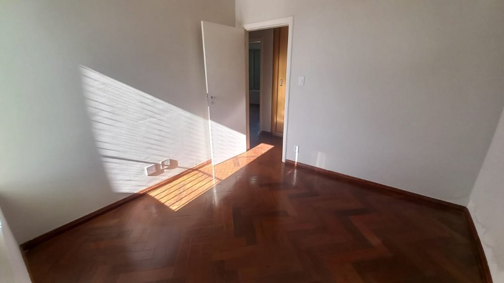 Apartamento à venda com 3 quartos, 126m² - Foto 10