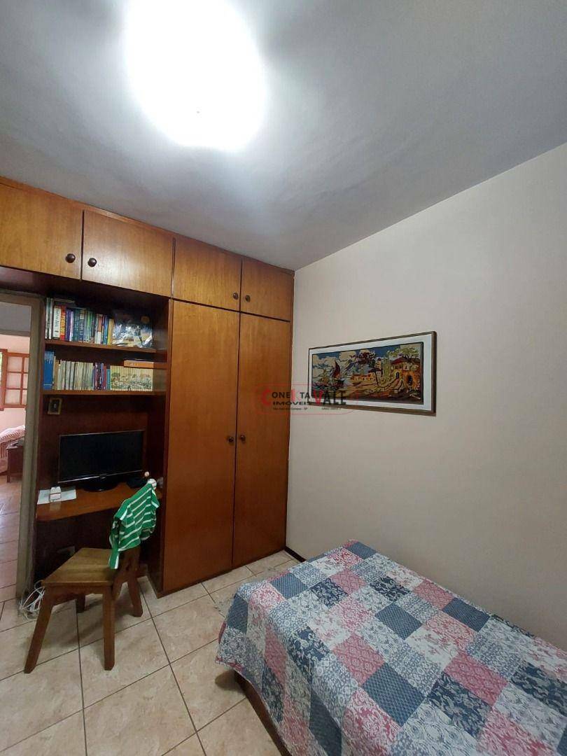 Casa à venda com 3 quartos, 170m² - Foto 11