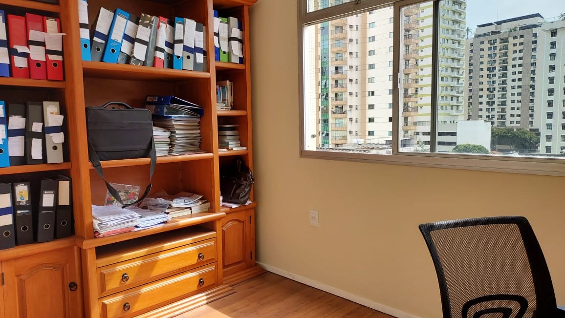 Apartamento à venda com 4 quartos, 160m² - Foto 7