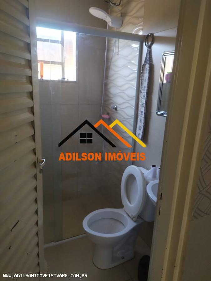 Casa à venda com 2 quartos, 65m² - Foto 4