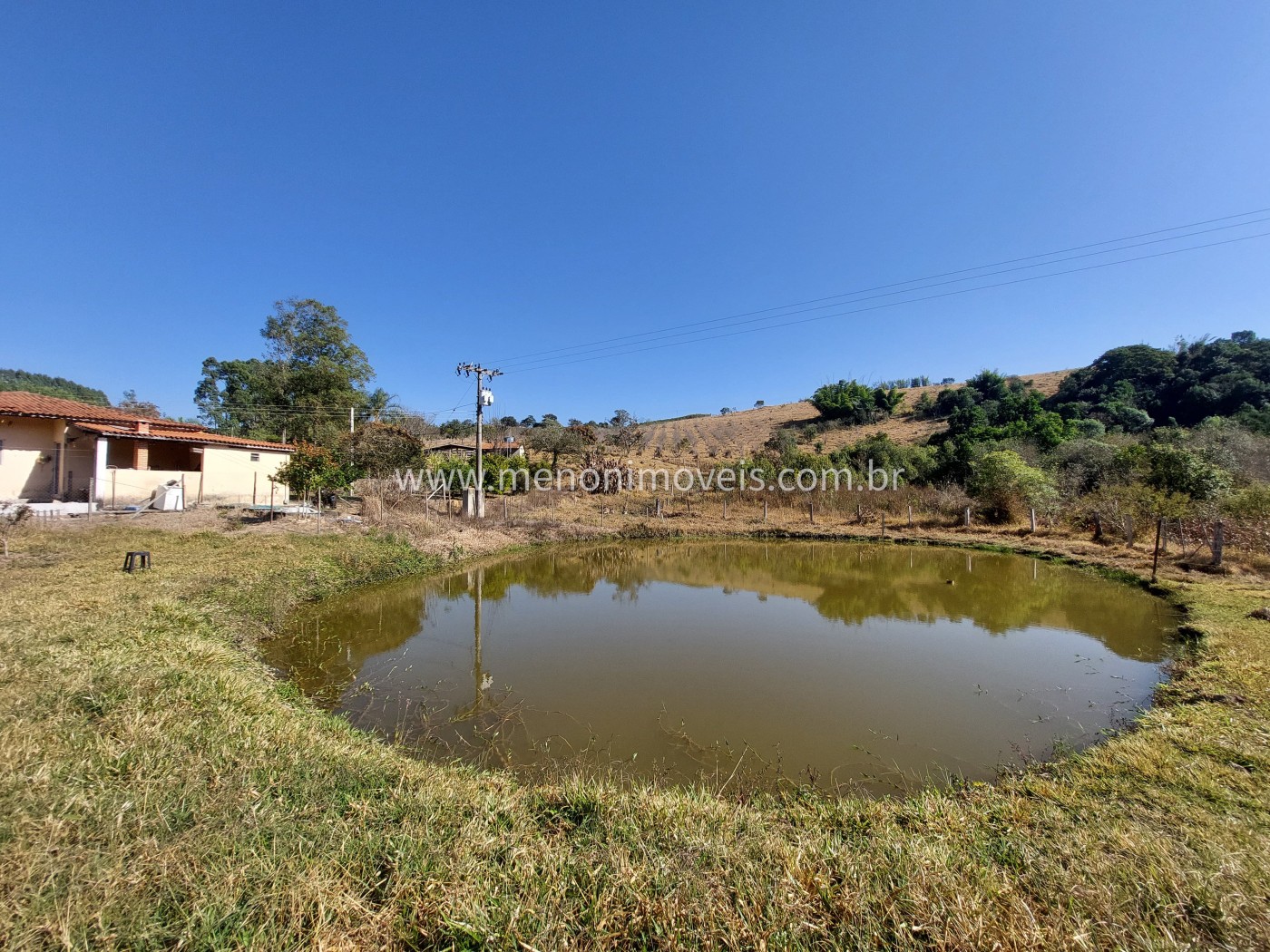 Sítio à venda com 2 quartos, 24000m² - Foto 1