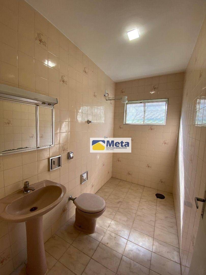Casa à venda e aluguel com 3 quartos, 253m² - Foto 9