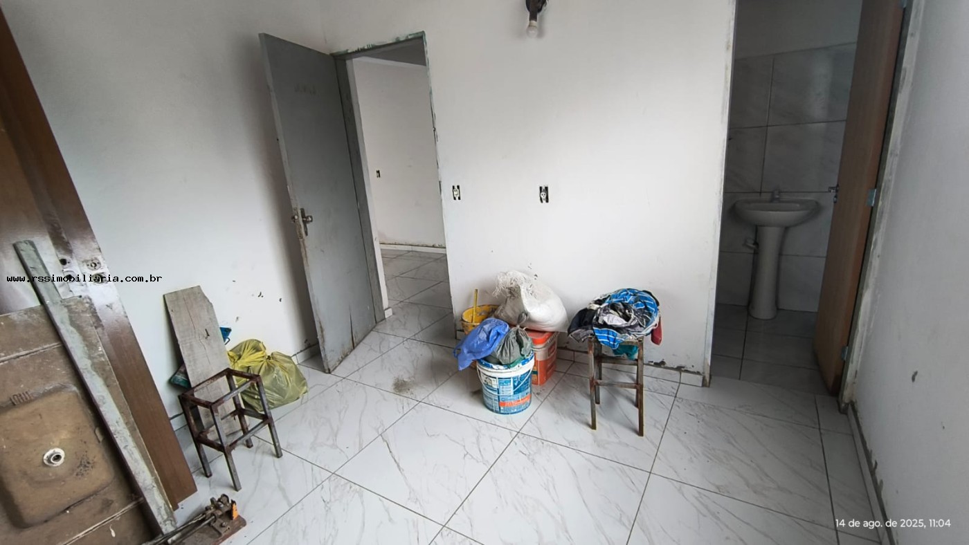 Casa para alugar com 2 quartos, 200m² - Foto 15