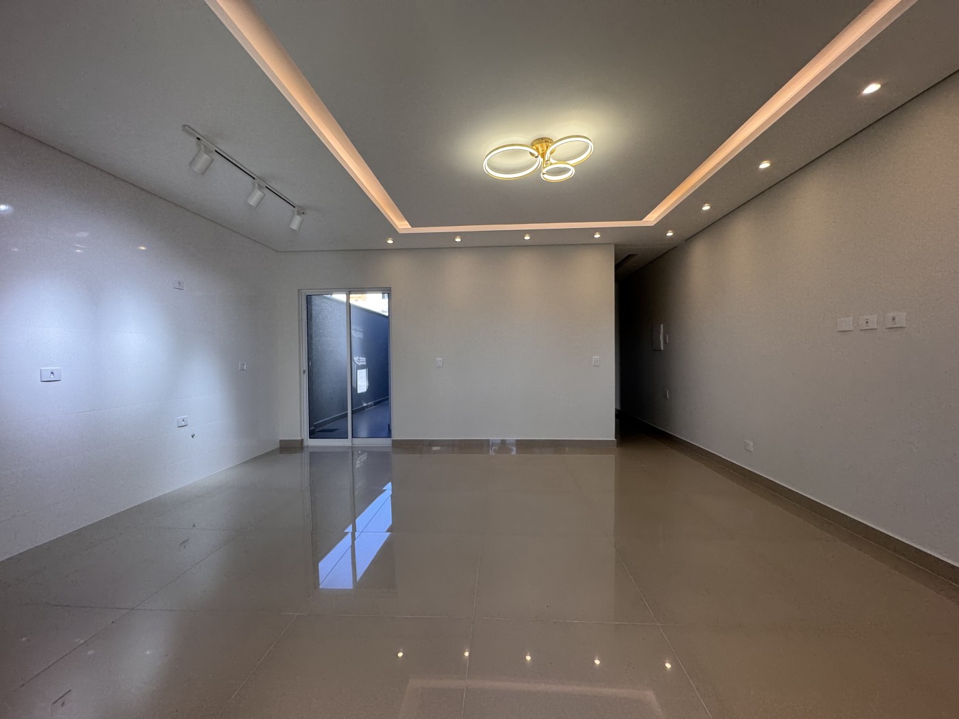 Casa à venda com 3 quartos, 95m² - Foto 6