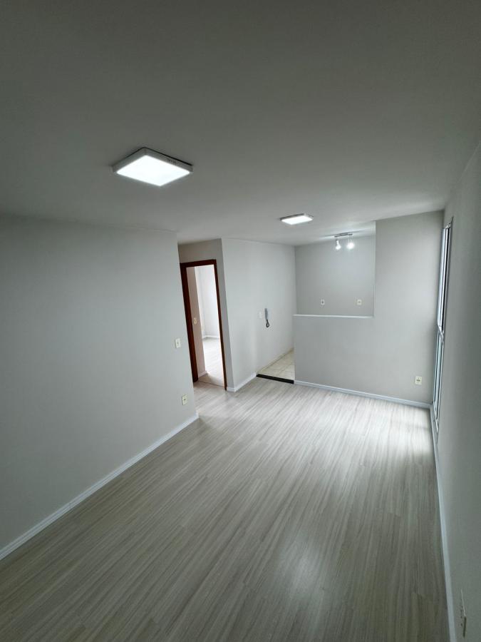 Apartamento à venda com 2 quartos, 38m² - Foto 4