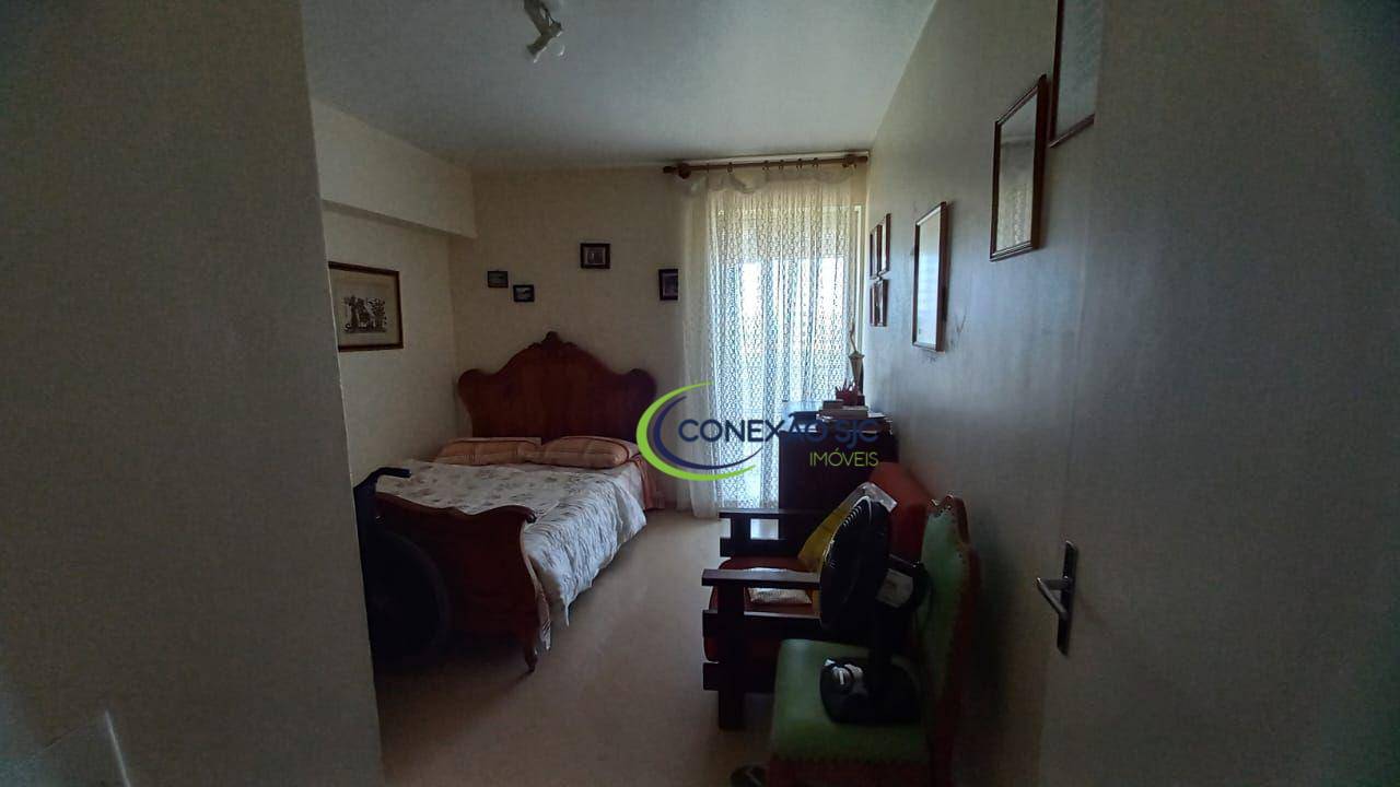 Apartamento à venda com 3 quartos, 142m² - Foto 13