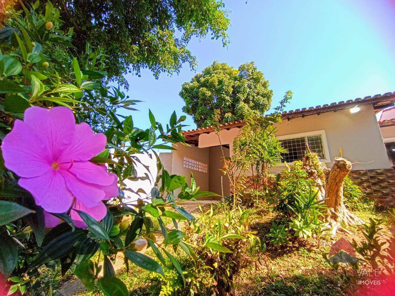 Casa à venda com 3 quartos, 130m² - Foto 1
