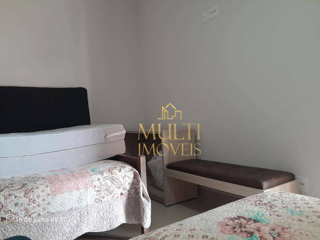 Chácara à venda com 3 quartos, 242m² - Foto 27