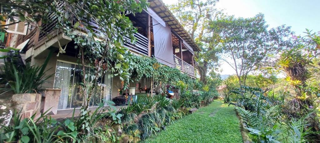Casa de Condomínio à venda com 3 quartos, 1305m² - Foto 1