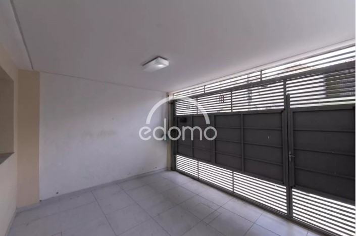 Casa para alugar com 2 quartos, 190m² - Foto 5