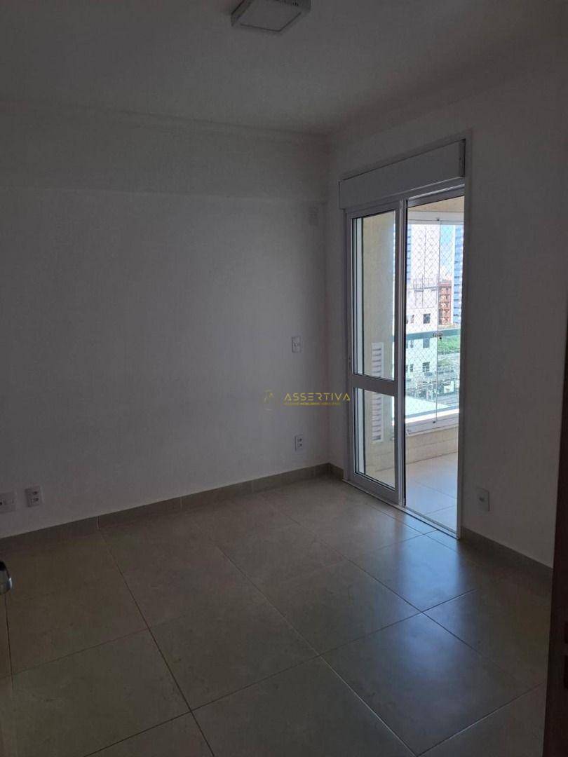 Apartamento para alugar com 2 quartos, 98m² - Foto 16