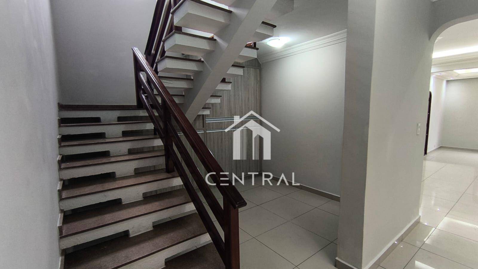 Sobrado para alugar com 3 quartos, 280m² - Foto 5