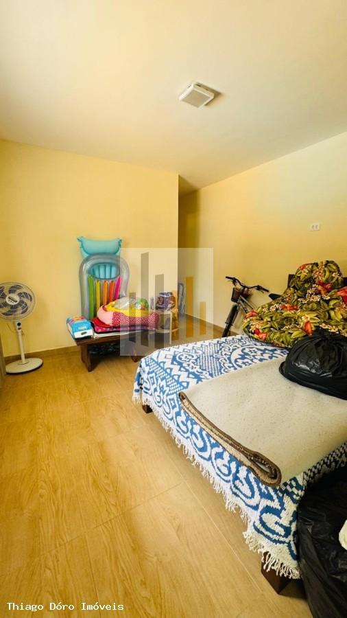 Casa à venda com 3 quartos, 250m² - Foto 34