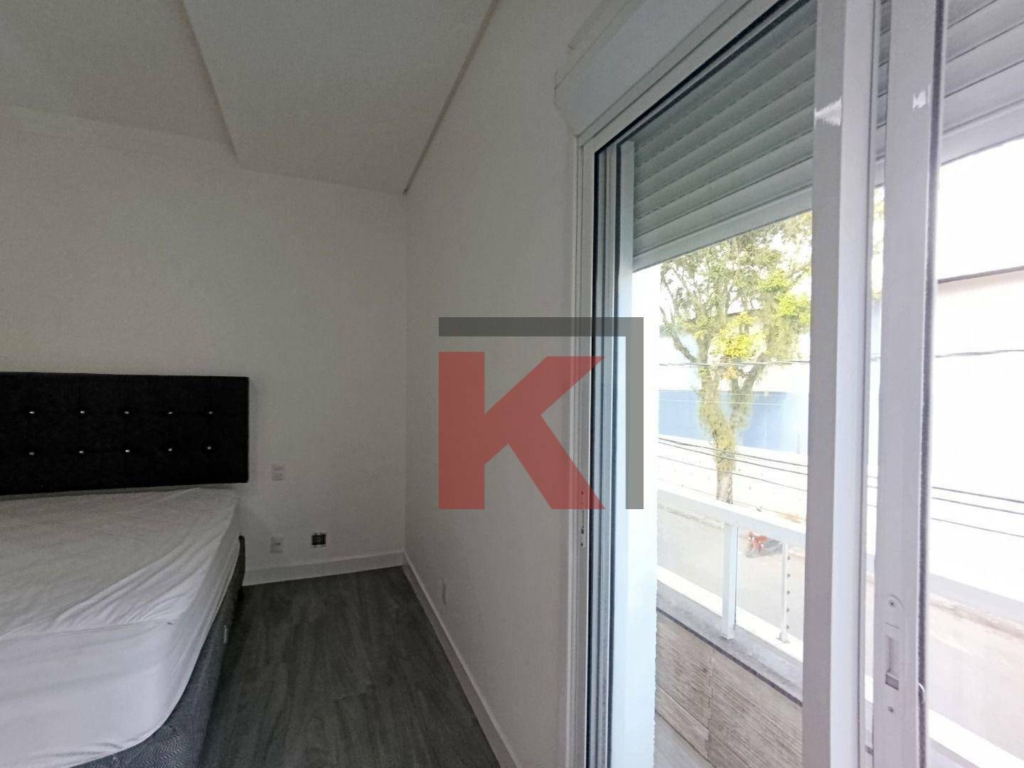 Casa à venda com 4 quartos, 237m² - Foto 15