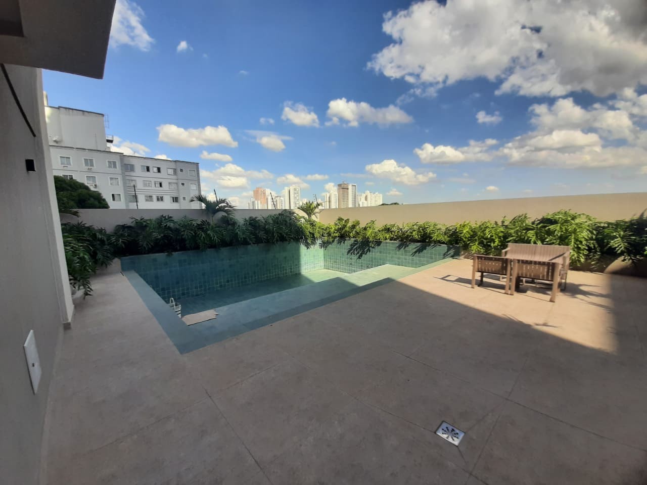 Apartamento para alugar com 2 quartos, 80m² - Foto 18