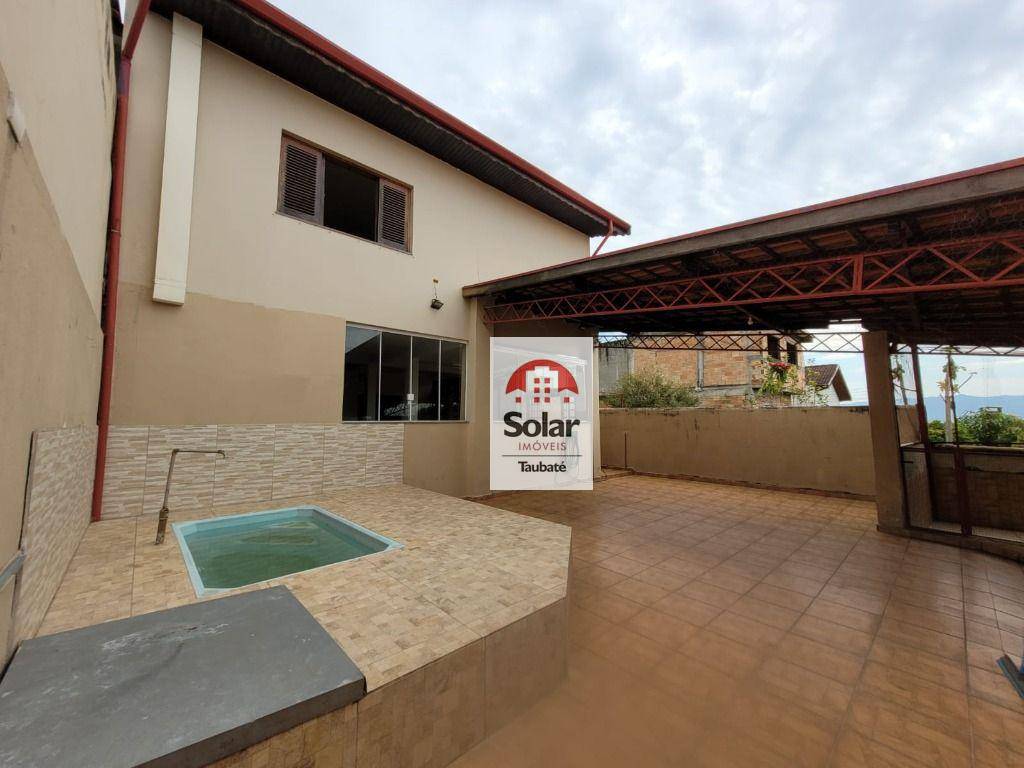 Casa à venda com 6 quartos, 240m² - Foto 22