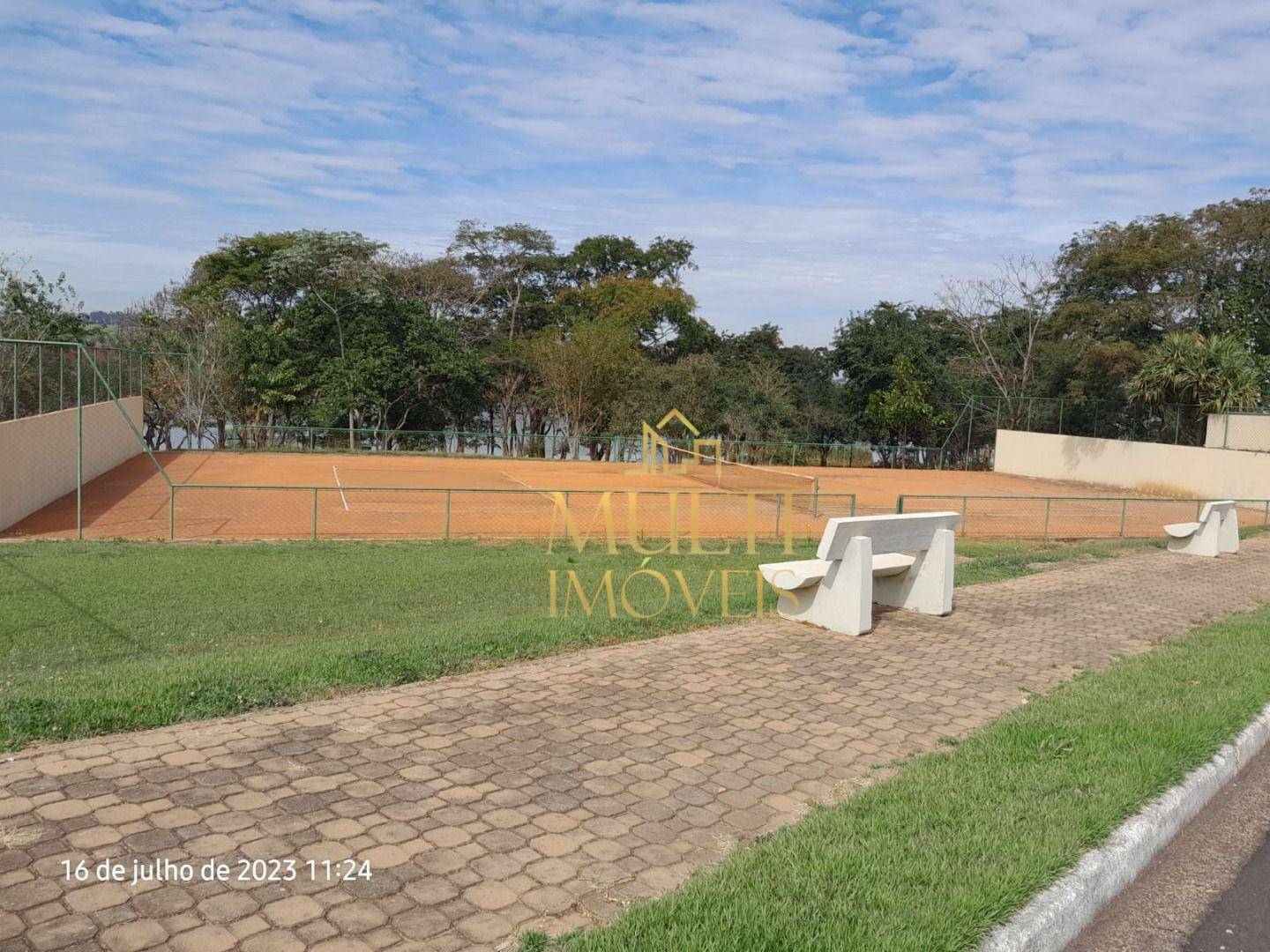 Chácara à venda com 3 quartos, 242m² - Foto 15