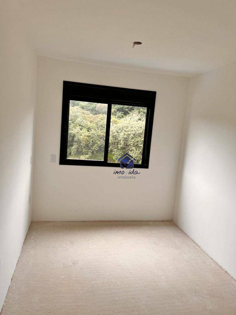 Apartamento à venda com 3 quartos, 95m² - Foto 10