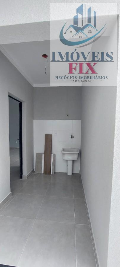Casa à venda com 3 quartos, 75m² - Foto 14